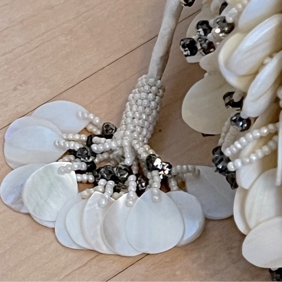 NWT Monique Leshman MOP Shell, Bead, Crystal, & Rhinestone Embellished Purse - Picture 7 of 11